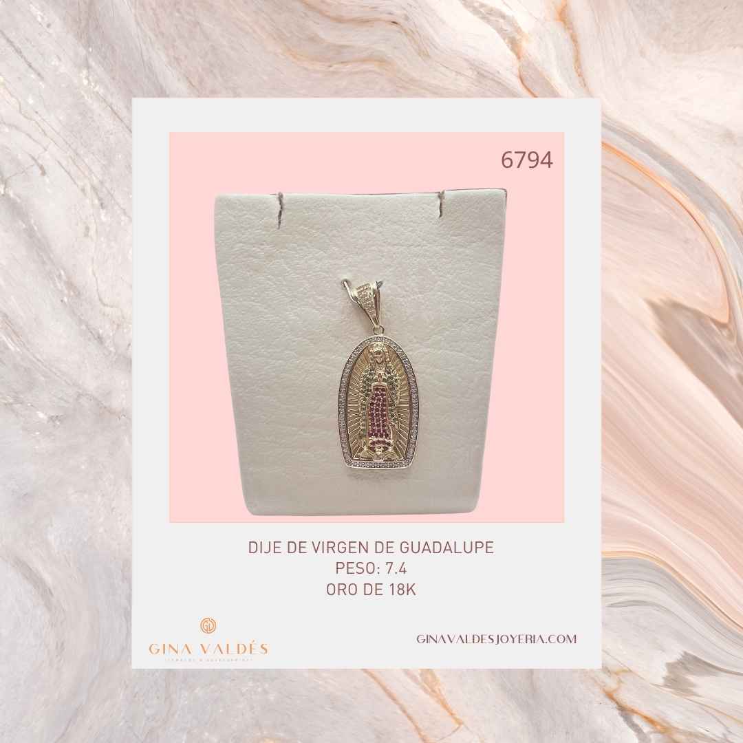 Dije Virgen de Guadalupe en Oro 18K con Circones