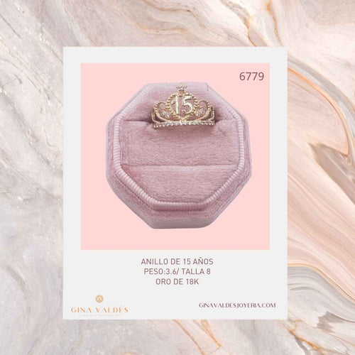 Anillo Quinceañera Corona en Oro 18K con Circones